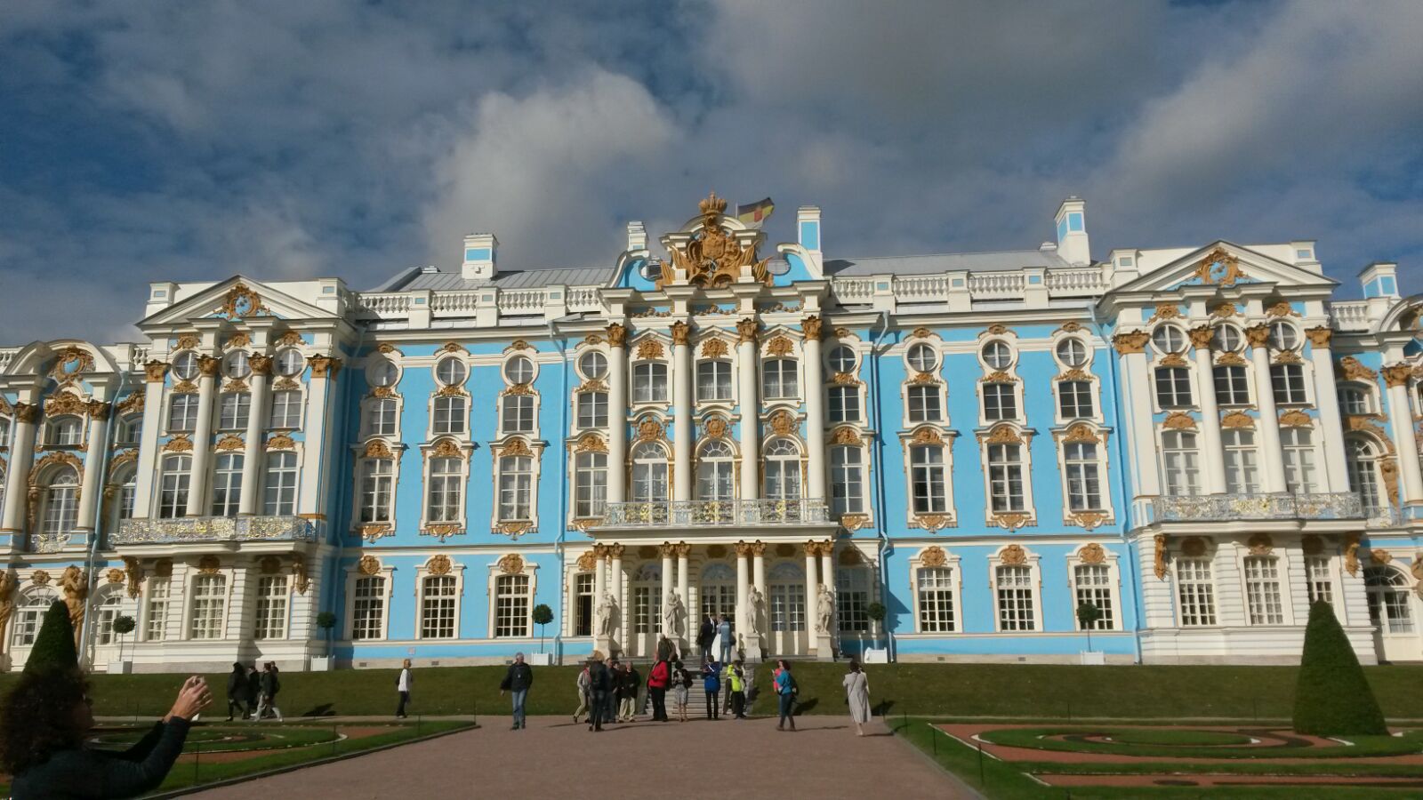Unvorstellbar prunkvoller Palast der Zarin Katharina in St. Petersburg
