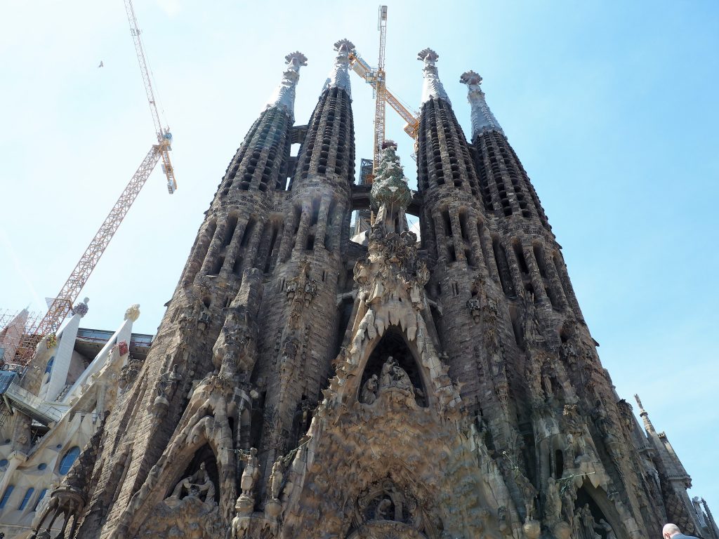 Ein unvollendetes Meisterwerk Gaudis Sagrada Familia, auf unserer Tour auf eigene Faust durch Barcelona