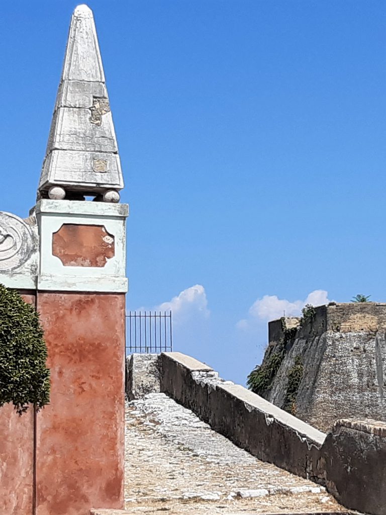 Eingang zur alten Festung auf Korfu, Kreuzfahrtblog
